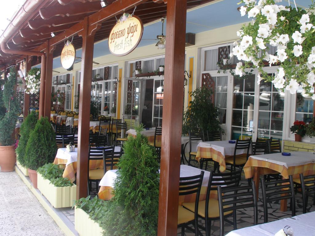 Hotel White Rose Beach Olympiakí Aktí Kültér fotó