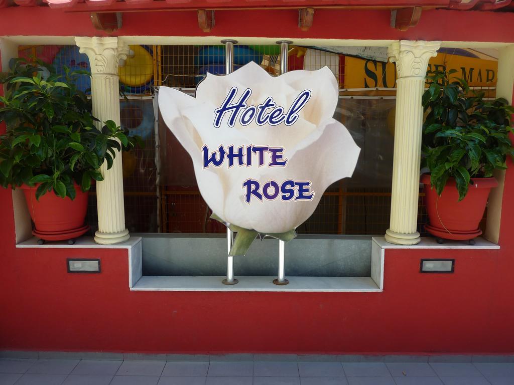 Hotel White Rose Beach Olympiakí Aktí Kültér fotó