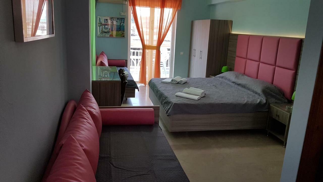 Hotel White Rose Beach Olympiakí Aktí Kültér fotó